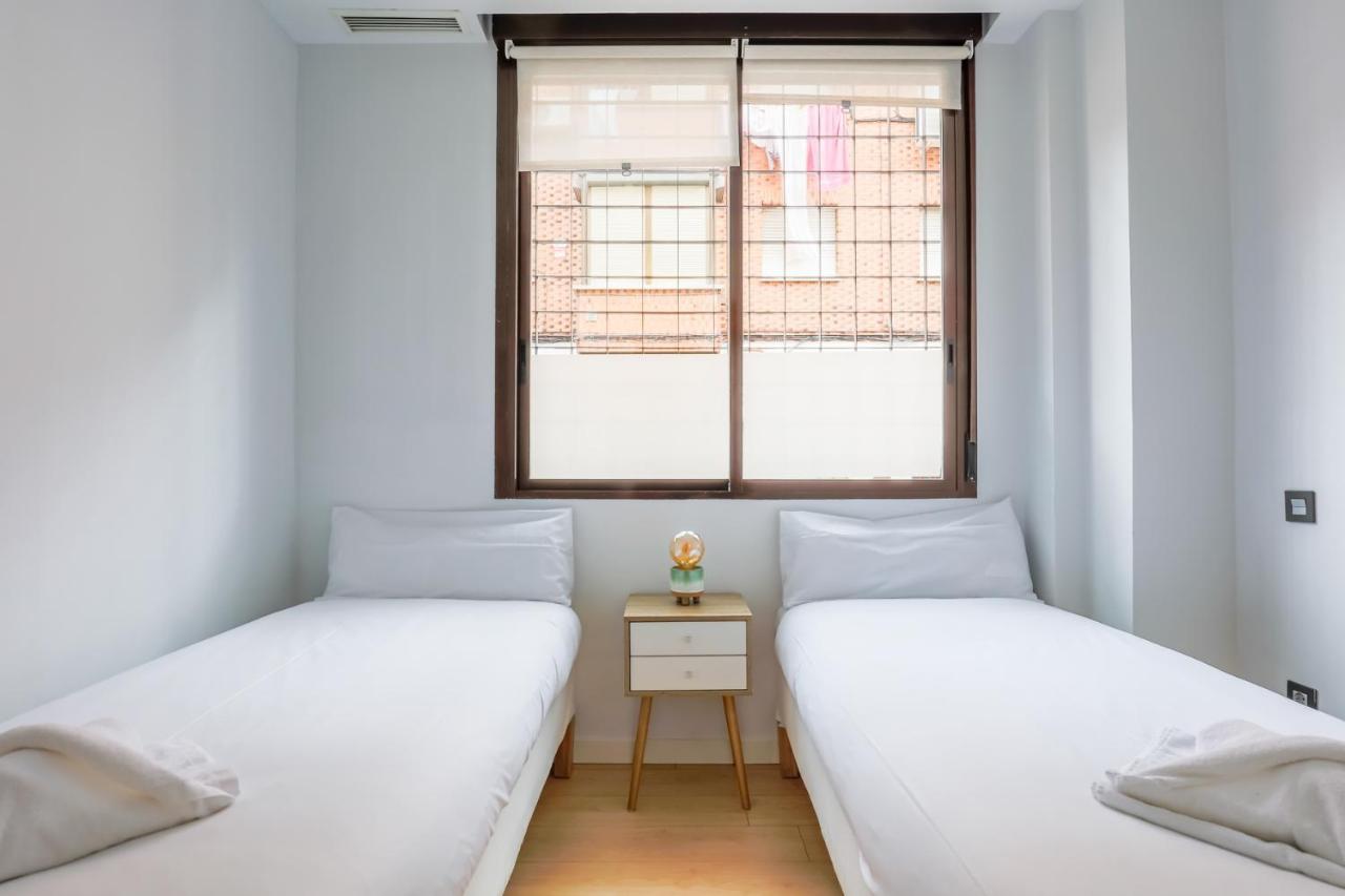 Bright Modern - 2Bedrooms 2Baths -Cuatro Caminos マドリード エクステリア 写真